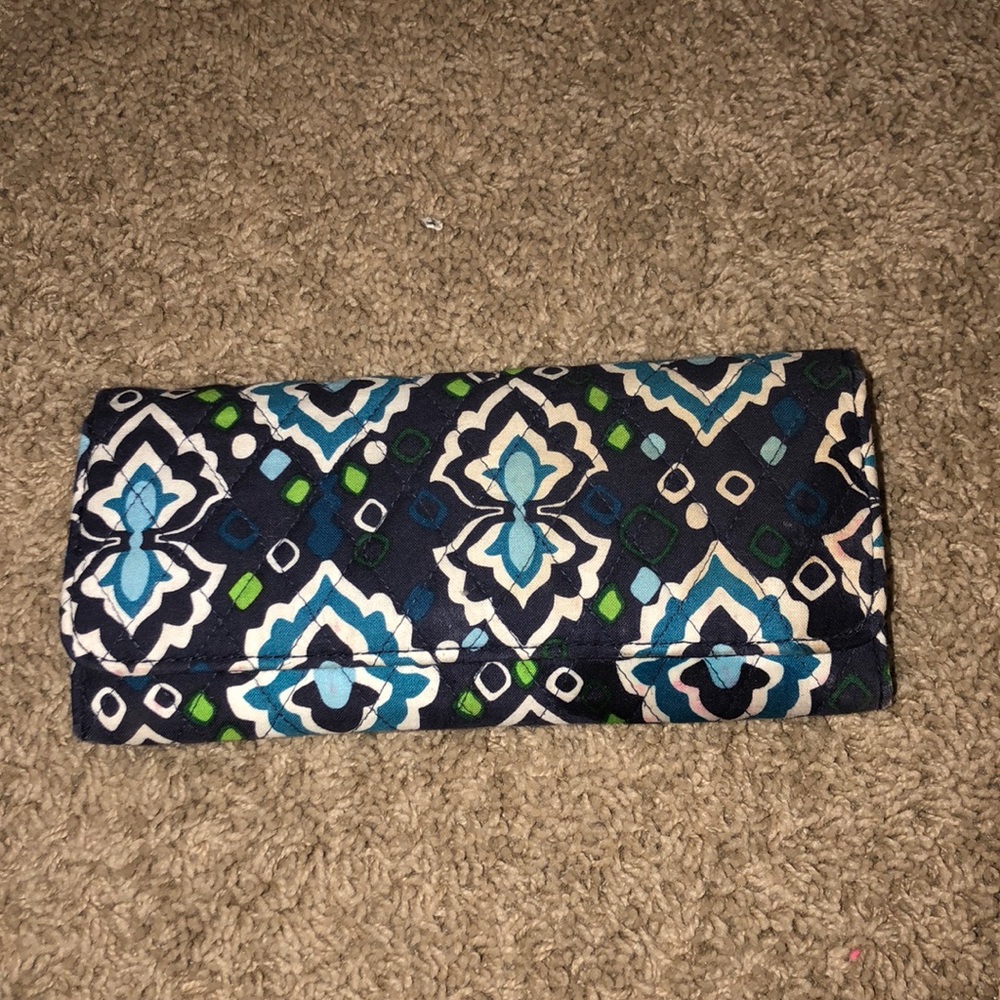PRICE DROP! Vera Bradley Wallet